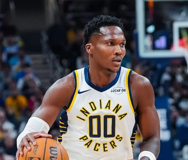 手字母哥, 这也导致步, 苦战