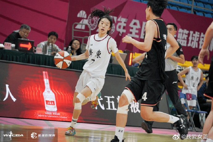 div, 篮板的准两, 数据 div, 篮板的准两, 数据