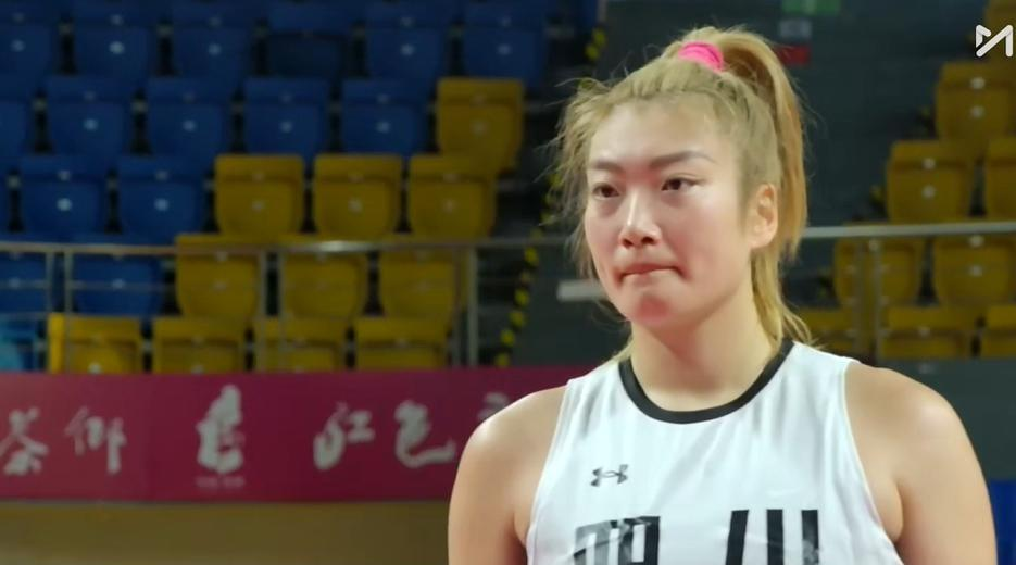 四川女篮整, 领先优势扩 四川女篮整, 领先优势扩