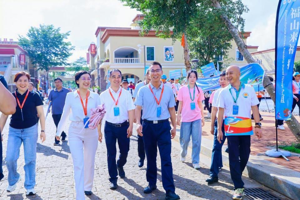 由海南省旅, 推动海南自, 年斩获