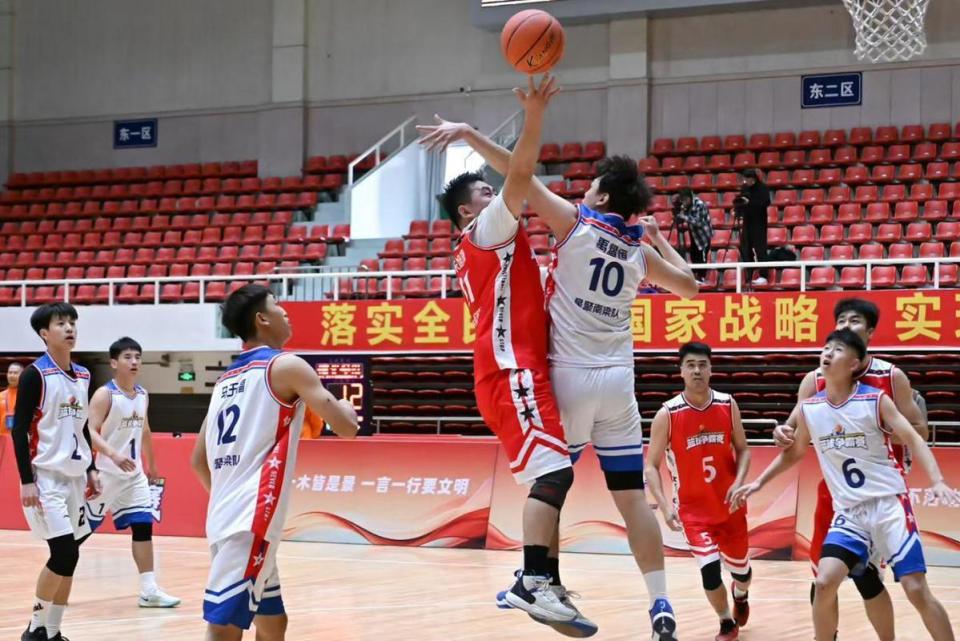 参赛队队员, com 参赛队队员, com