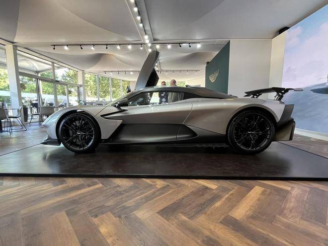 的优雅线条, 得淋漓尽致